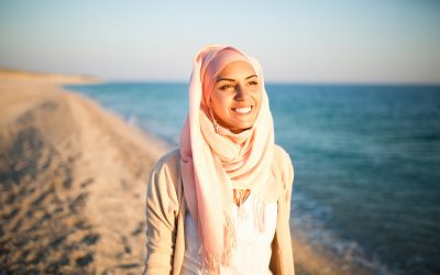 DON’T PUT YOUR HAPPINESS IN THE HANDS OF OTHERS